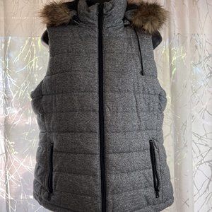 Banana Republic Women's Vest - Size Medium